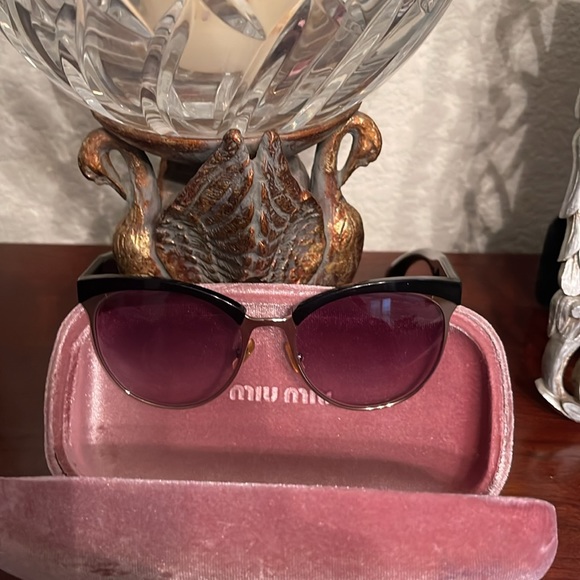 MIU MIU WOMEN SUNGLASS. main image 11